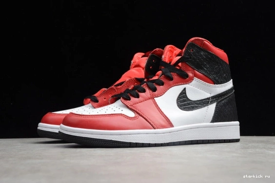 CD0461-016 (W) Black Retro Jordan CD0461-016 1 High Toe Satin 0719